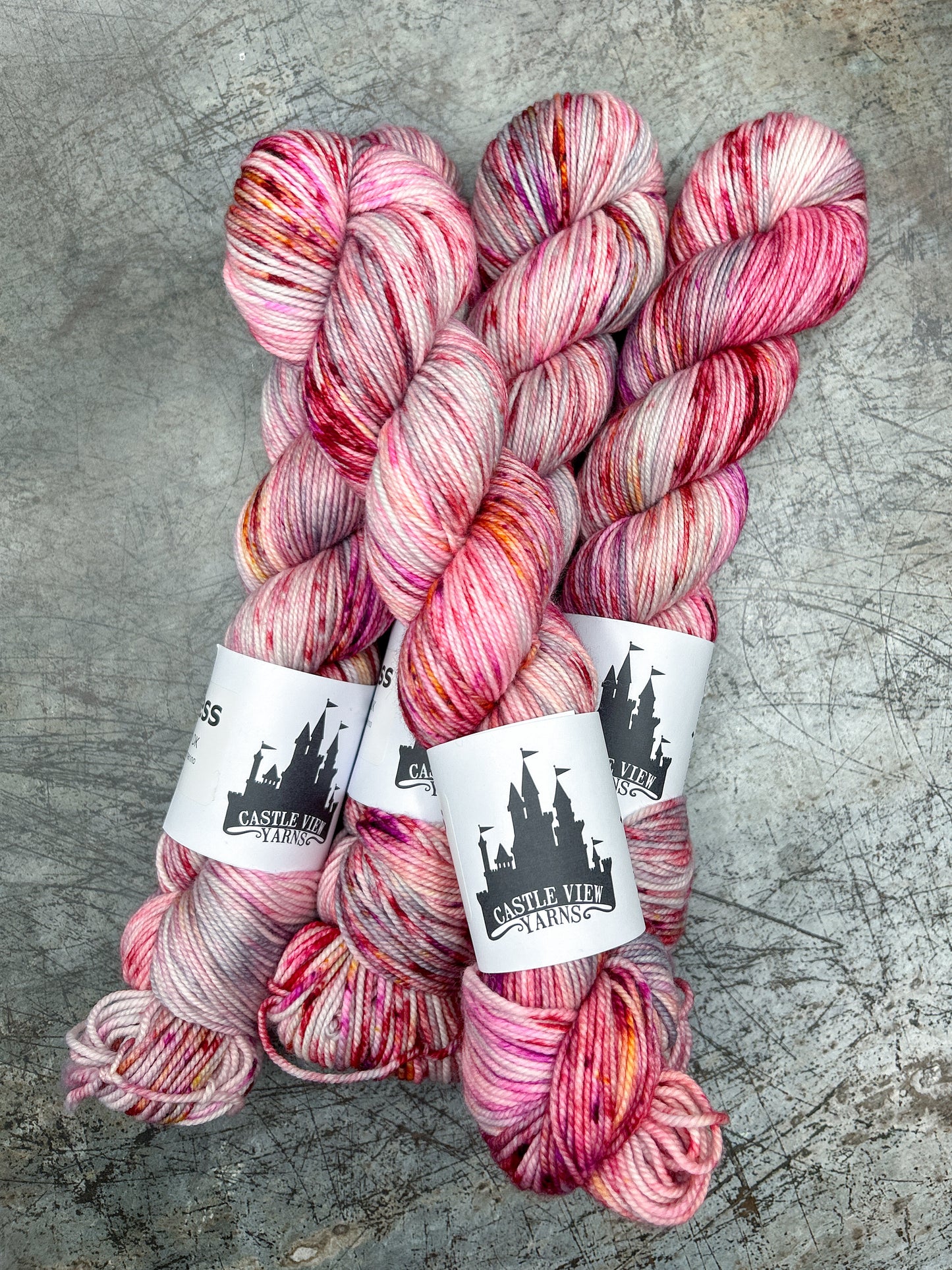 Duchess - Soft Merino DK 100g
