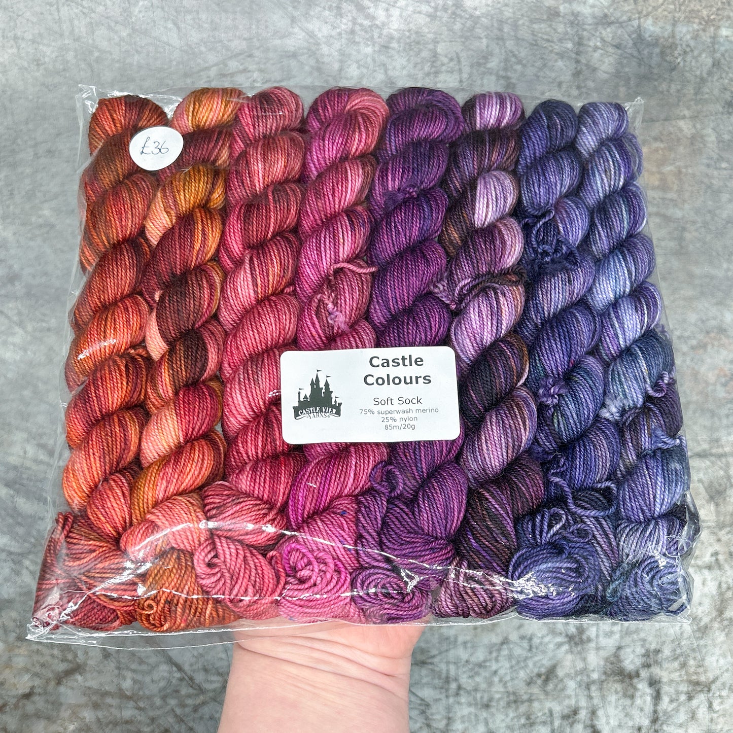 Castle Colours Minis (8E) - 8 x 20g - Soft Sock