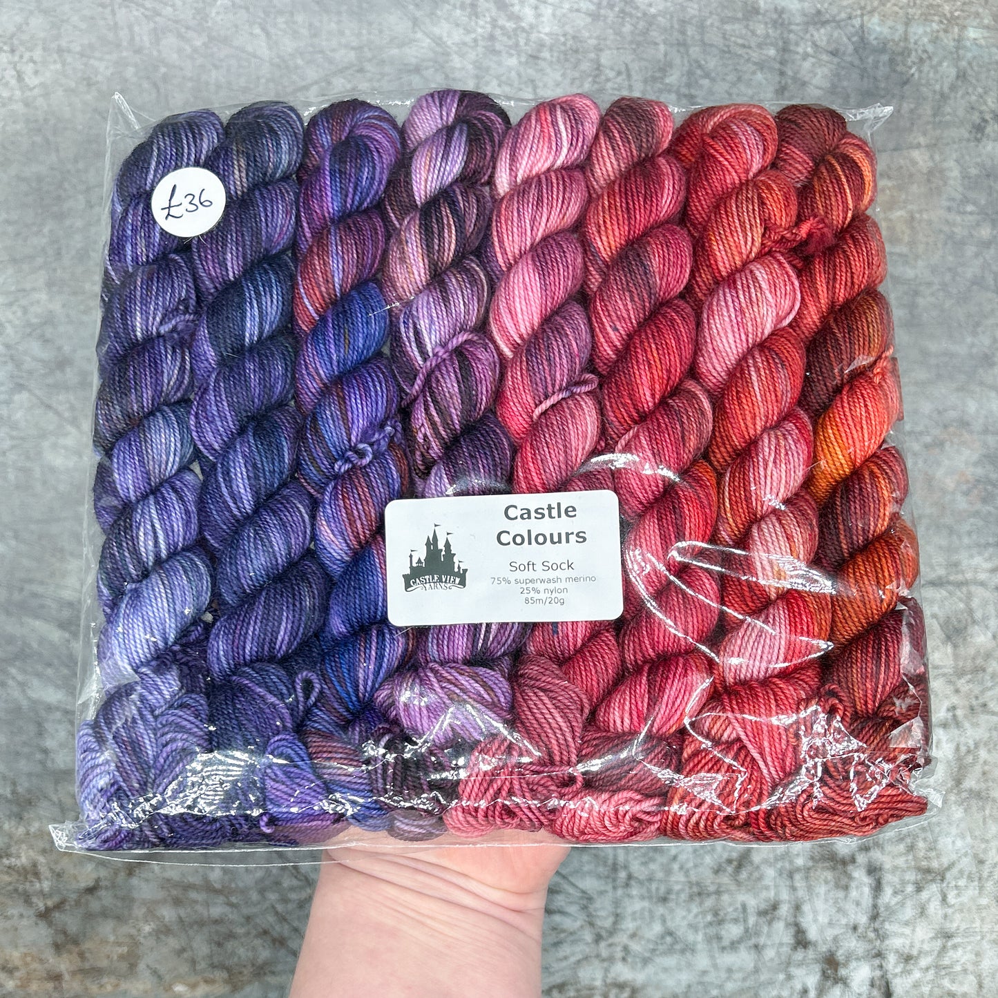 Castle Colours Minis (8G) - 8 x 20g - Soft Sock