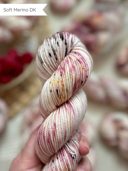 Raspberry Ripple - Soft Merino DK 100g