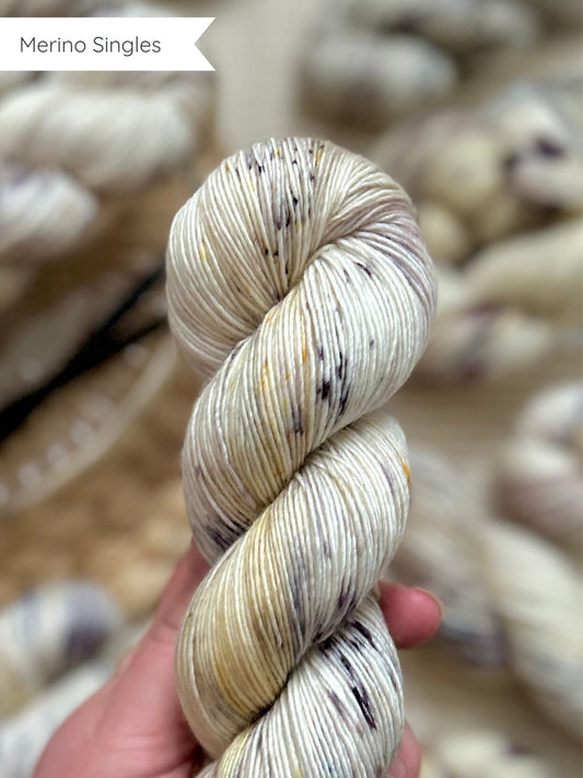 Velvety Vanilla Bean - Merino Singles 100g