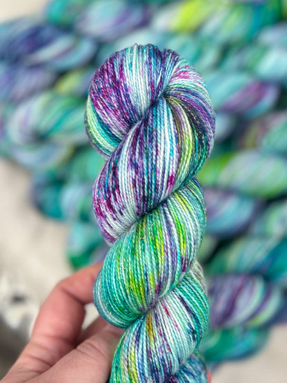 Mermaid Kisses - Iridescent Sparkle Sock 100g skein
