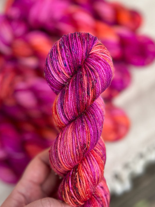 Heatwave - Iridescent Sparkle DK 100g skein
